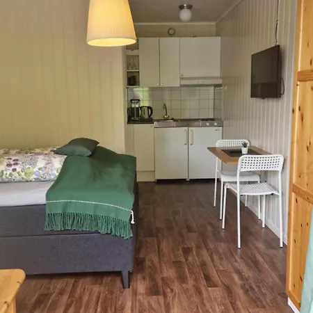 Kvamsdal 2 Guest house